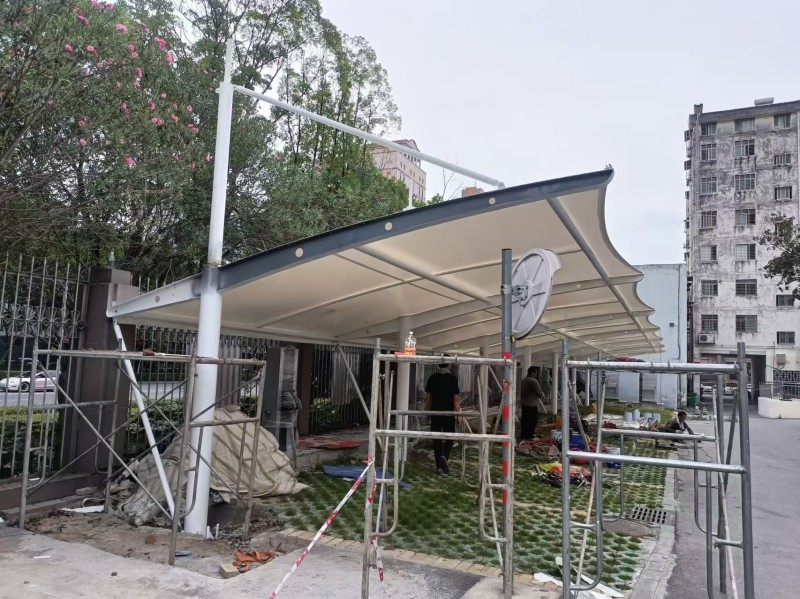 宁海县推拉雨棚定制厂家，仓库通道、卸货区移动伸缩棚搭建